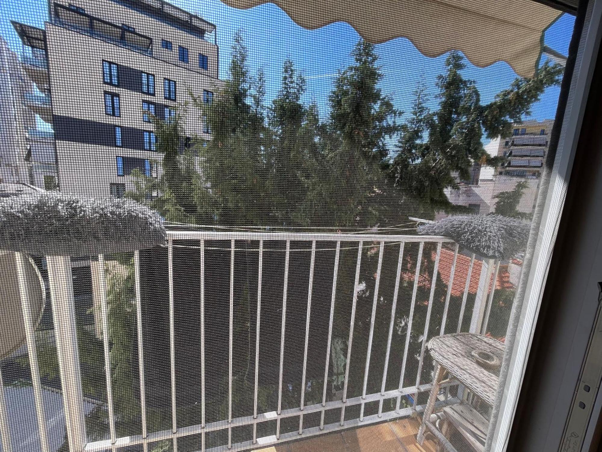 Enjoy Travel Central Apartments Tirana Esterno foto